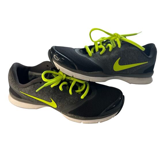 Nike training shoes lime‎ green black - Picture 1 of 6